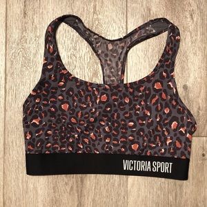 Victoria Sport Leopard Sports Bra